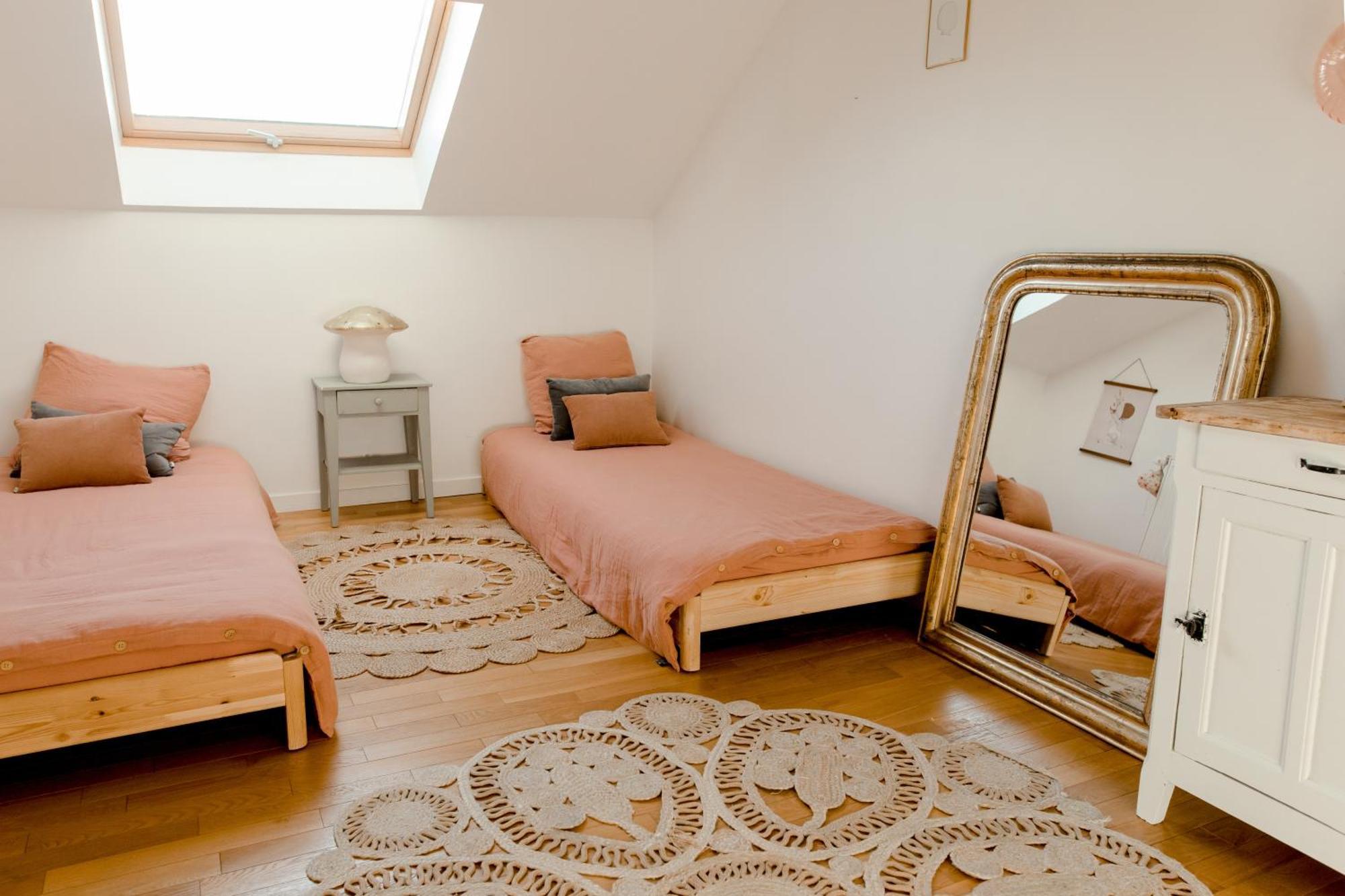 Logement Entier Ou A Partager Dans Maison Familiale A Rueil Malmaison, Proche De Paris La Defense Εξωτερικό φωτογραφία